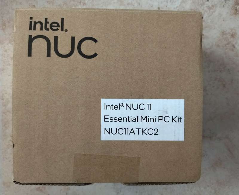 Intel NUC 11 Mini PC NUC11ATKC2 (128 GB SSD / 8 GB Ram)