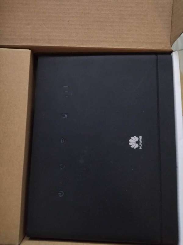 Huawei B315 4G / LTE Router + Back Up Battery