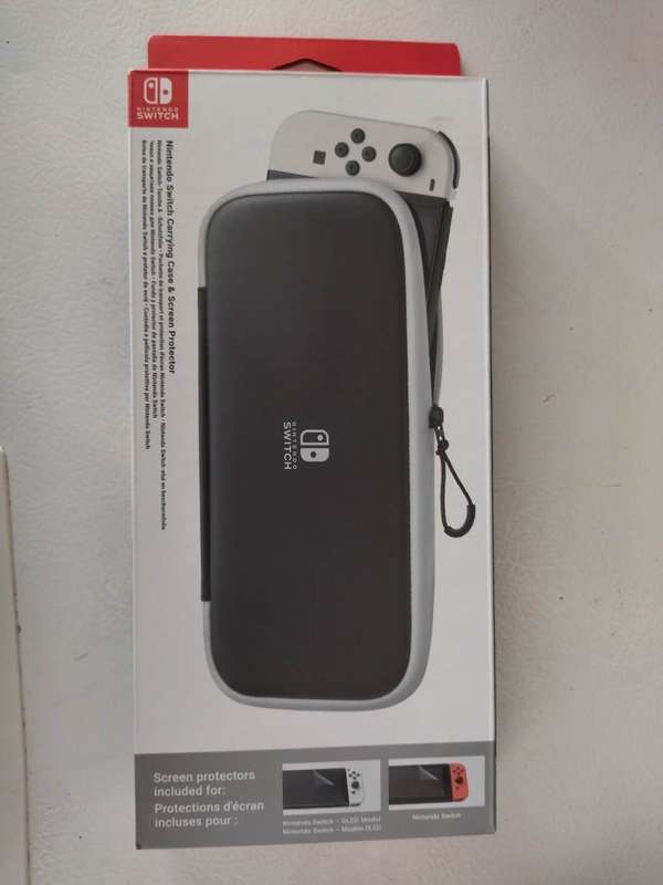 Official Nintendo Switch Carrying Case + Screen Protector (Brandnew - Sealed)