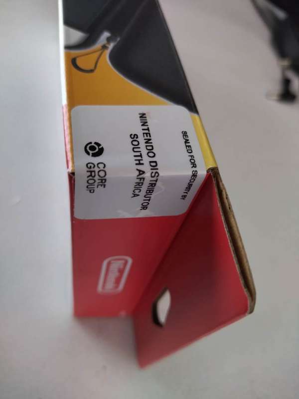 Official Nintendo Switch Carrying Case + Screen Protector (Brandnew - Sealed)