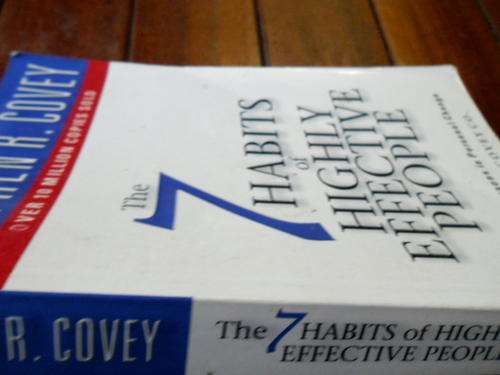 STEPHEN R. COVEY - THE SEVEN HABITS OF HIGHLKY EFFECTIVE PEOPLE - SOFTBACK 1999 ED.