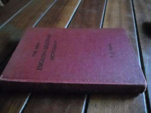 TJ KRIEL - THE NEW ENGLISH-SESOTHO DICTIONARY - 1958 APB HARDBACK