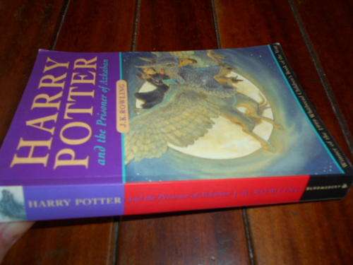 JK ROWLING - HARRY POTTER AND THE PRISONER OF AZKABAN- 1999 FIRST BLOOMSBURY SOFTBACK