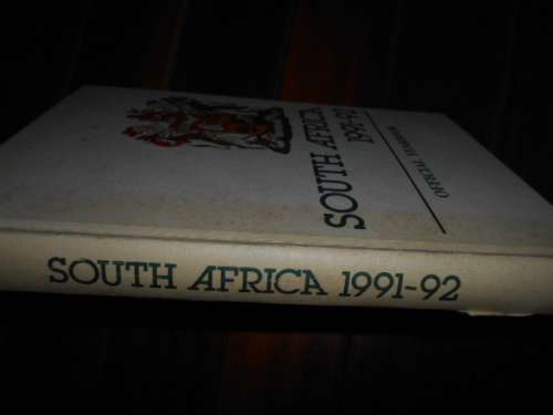 KEYTER, ELISE - South Africa 1991-92 Official Yearbook SA by Communication Service illus hardback