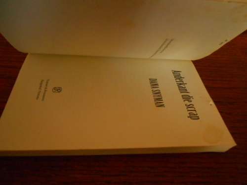 DANA STEENKAMP - ANDERKANT DIE SCRAP KORT STORIES - HUMAN & ROSS 2007