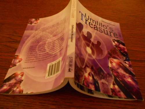 Catherine Maunder - UMLILO'S TREASURE - THE BOOK COTTAGE HERMANUS - 2006
