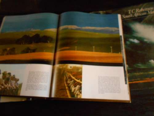 TC ROBERTSON -  SOUTH AFRICAN MOSAIC -  STRUIK PUBLISHERS 1978 ILLUS ED.