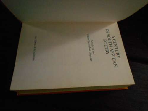 MICHAEL CHAPMAN -  A CENTURY OF SOUTH AFRICAN POETRY  -  1982 ED.AD DONKER