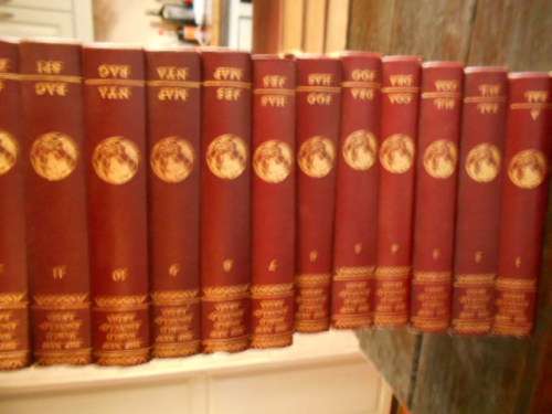 THE NEW WORLD ENCYCLOPAEDIA  FULL SET  IN TWELVE VOLUMES - 20th Century Distributors Pty Johannesb 1
