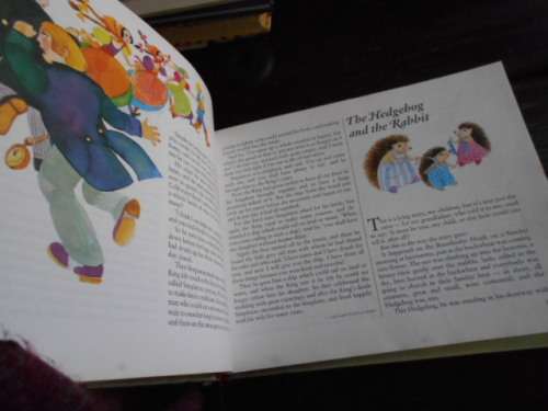 THE WORLD`S BEST FAIRY TALES - ILLUS  1990 KATRIINA VILJAMAA-RISSANEN