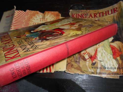 HARRY THEAKER - KING ARTHUR and HIS KNIGHTS  RETOLD BLANCH WINDER - 16 COL PLATES