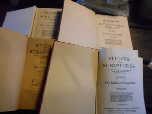 4 BOOKS STUDIES IN SCRIPTURES - OLD 1920 BOOKS HELPING HAND BIBLE STUDENTS  SERIES I, II, IV & V