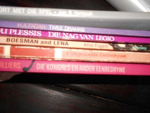 6 DRAMA BOEKE - Kongres, Voort met die spel, Ouderling, Ousus,Nag van Legio,4 uitgesoekte eenbedrywe