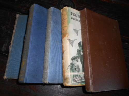5 old war books -Tunnel Busters, Bear of Britain, Battle high Mesa, Penetrators and Double agent