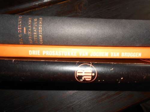 3 boeke DR G DEKKER - AFR LITERATUURGESKIEDENIS, MENS EN WOORD, PROSASTUKKE J VAN BRUGGEN