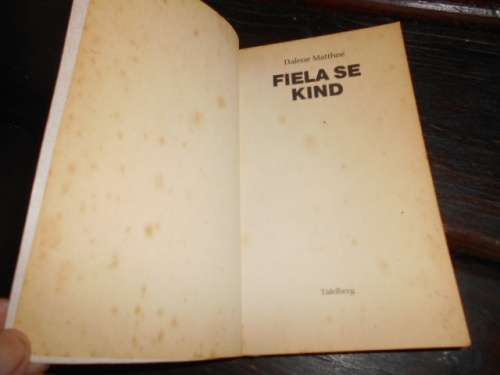 DALENE MATTHEE - FIELA SE KIND -  1987 TAFELBERG SAGTEBAND