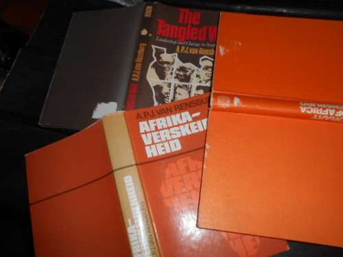 3 BOOKS - - TANGLED WEB , AFRIKA VERSKEIDENHEID and CONTEMPORARY LEADERS