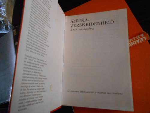 3 BOOKS - - TANGLED WEB , AFRIKA VERSKEIDENHEID and CONTEMPORARY LEADERS