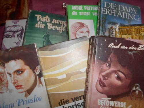 8 Afr storieboeke - Somer van 77,  Dapa erflating,  Verre horison, Haar eensame vlug ens.