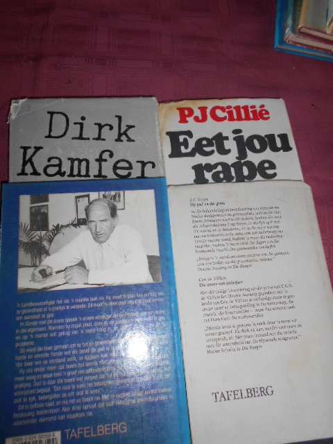 4  KORT STORIE BOEKE:  M Bakkes   P Cillie    A Kriel  and Kamfer