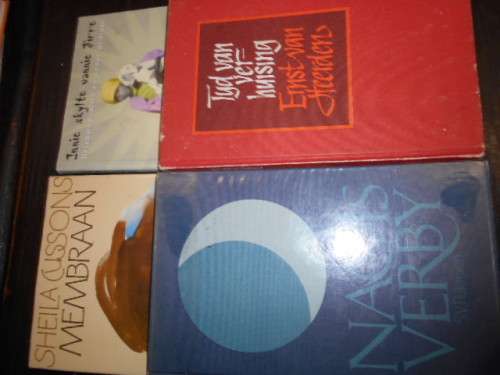 4 GEDIGTEBOEKE -  MEMBRAAN - VERHUISING, NAG IS VERBY and INNIE SKYLTE GRIEKWA