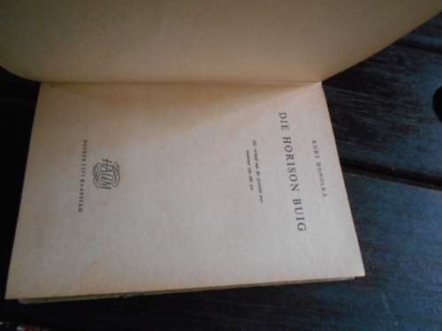 Kurt Honolka, Die horison buig: - grootste see-avontuur  HAUM  1964 vertaal  J Jordaan