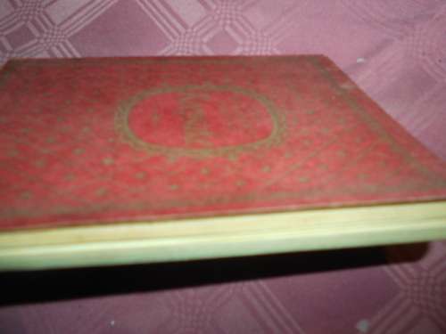 THE READERS DIGEST  SMALL KEEPSAKE BOOK  LONDON, SYDNEY AND CAPE TOWN