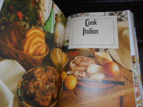 NICE and EASY COOKBOOK -  COLOUR LIBRARY BOOKS - OVER 500 RECIPES