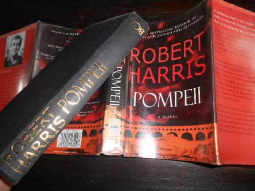 ROBERT HARRIS - POMPEII - A NOVEL - BCA 2003 HARDBACK WITH DUSTCOVER - 2003