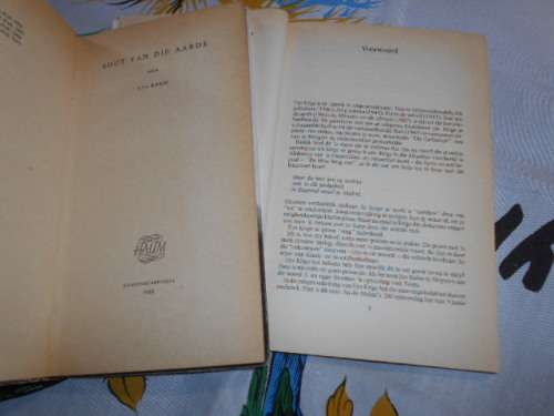 2 UYS KRIGE BOEKE - NA DIE MALUTIS 1990 SAGTEBAND  and SOUT VAN DIE AARDE 1964