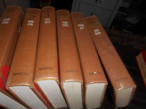 SESA - STANDARD ENCYCLOPAEDIA OF SOUTHERN AFRICA  -  6 OUT OF 12 VOLUMES