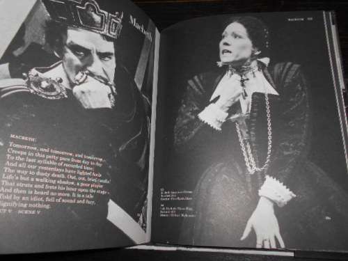 PICTORIAL COMPANION TO SHAKESPEARES PLAYS - ROBER TAMITCH  ILLUS