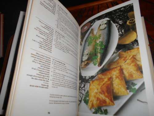 THE COMPLETE SOUTH AFRICAN  FISH and SEAFOOD COOKBOOK BY ALICIA WILKINSON-  CNA 1 HARDBACK