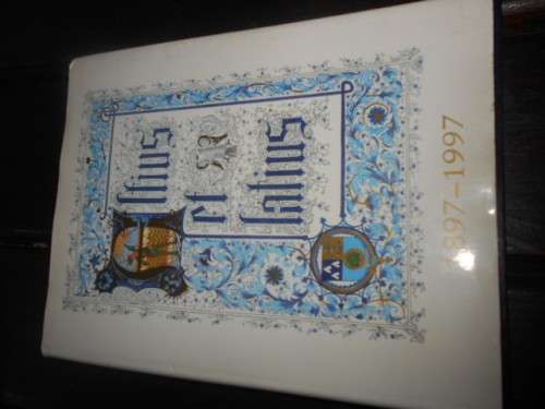 Rondebosch boys` high & preparatory schools 1897-1997 by Neil Veitch (autograped & letters)