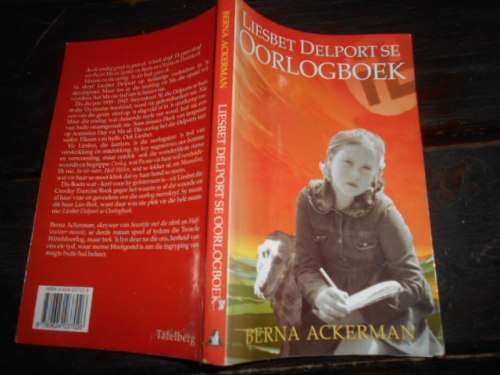 LIESBET DELPORT SE OORLOGBOEK  Tafelberg  1ste ed 1998 oorlogsroman sagteband