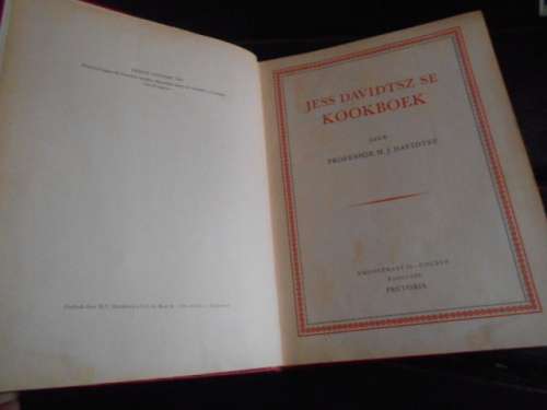 JESS DAVIDTSZ SE KOOKBOEK - PROF DAVIDTSZ - PRETORIA 1955 1STE ED.