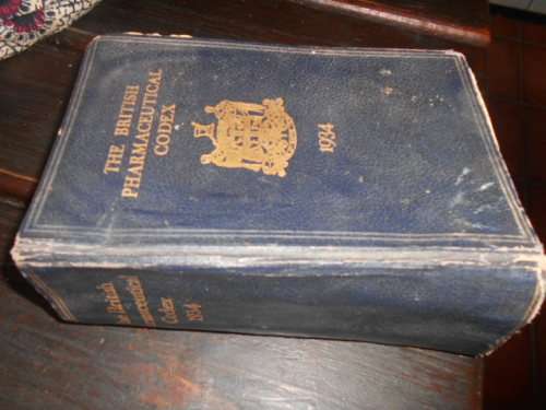 The British Pharmaceutical Codex 1934  :    2nd impres 1935 (chemist reference book 1768 pages