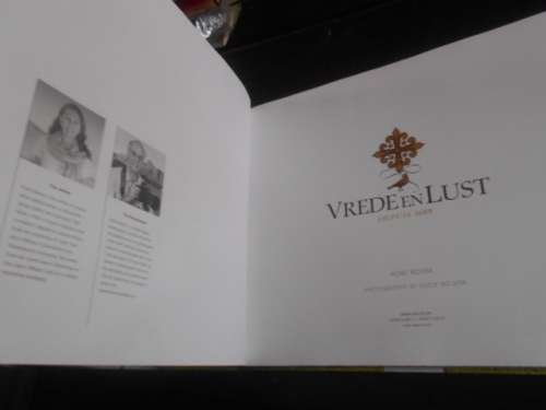 DEPUIS 1688 -  VREDE EN LUST -  R BOOM -Passionate for 300 years FARMS/FAMILIES
