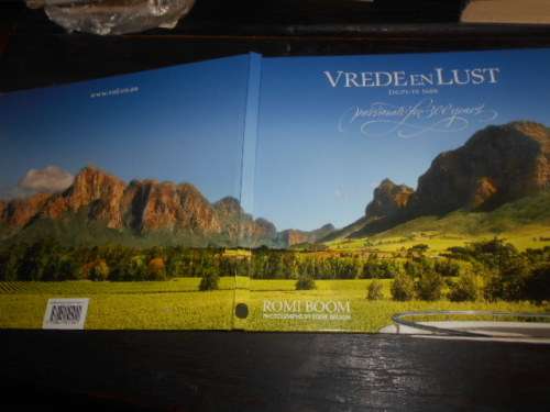 DEPUIS 1688 -  VREDE EN LUST -  R BOOM -Passionate for 300 years FARMS/FAMILIES