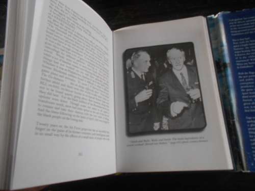 Keith Meadows - Sometimes when it rains - 1st ed in Zimbabwe 2000  illus hardback autographed