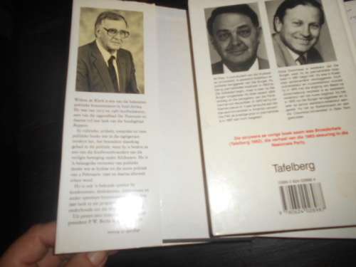 2 BOEKE -   1  LEIERSTRYD (RIES & DOMISSE)  &  DIE MAN EN SY TYD (DE KLERK)