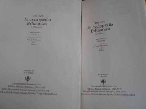 2 volumes  I AND II  ENCYCLOPAEDIA Britannica MICROPADIA REFERENCES & INDEX 1980