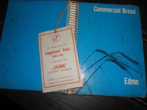 COMMERCIAL BREAD EDME - COMPRESSED YEAST ANCHOR OLD SPIRAL BREAD  RECIPE BOOK