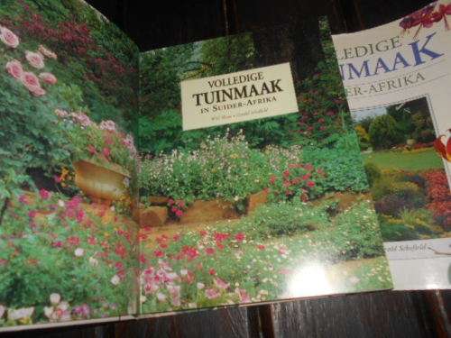 VOLLEDIGE TUINMAAK IN SUIDER-AFRIKA  GEILLUS  1995 1STE ED - WG SHEAT & GERALD SCHOFIELD