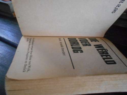 MARK ARNOLD-FORSTER - DIE WERELD VOER OORLOG - VERTALING RINA VAN WYK 1973