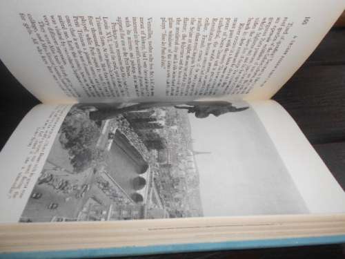 LAWRENCE G GREEN - A DECENT FELLOW DOESN`T WORK  - HOWARD TIMMINS 11963