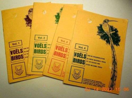 Krugerwildtuin & Ander Nasionale  Voels And Birds Afr/Eng  Set of 4 Volumes