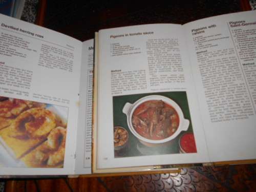2 Cordon Bleu cook illus books - Memorable Meals & Casseroles