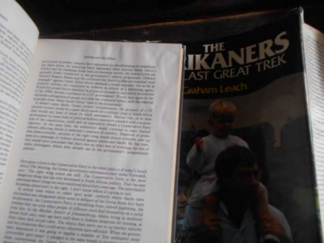THE AFRIKANERS -  Their last Great Trek by Graham Leach 1989 1st ed SA Ed.