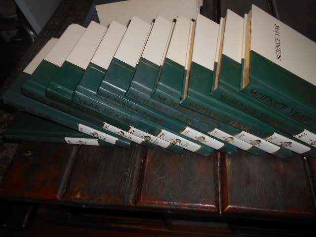 7 SCIENCE &  4 EVENTS Supplement books  1990-1996 of World Book Encyclopedia